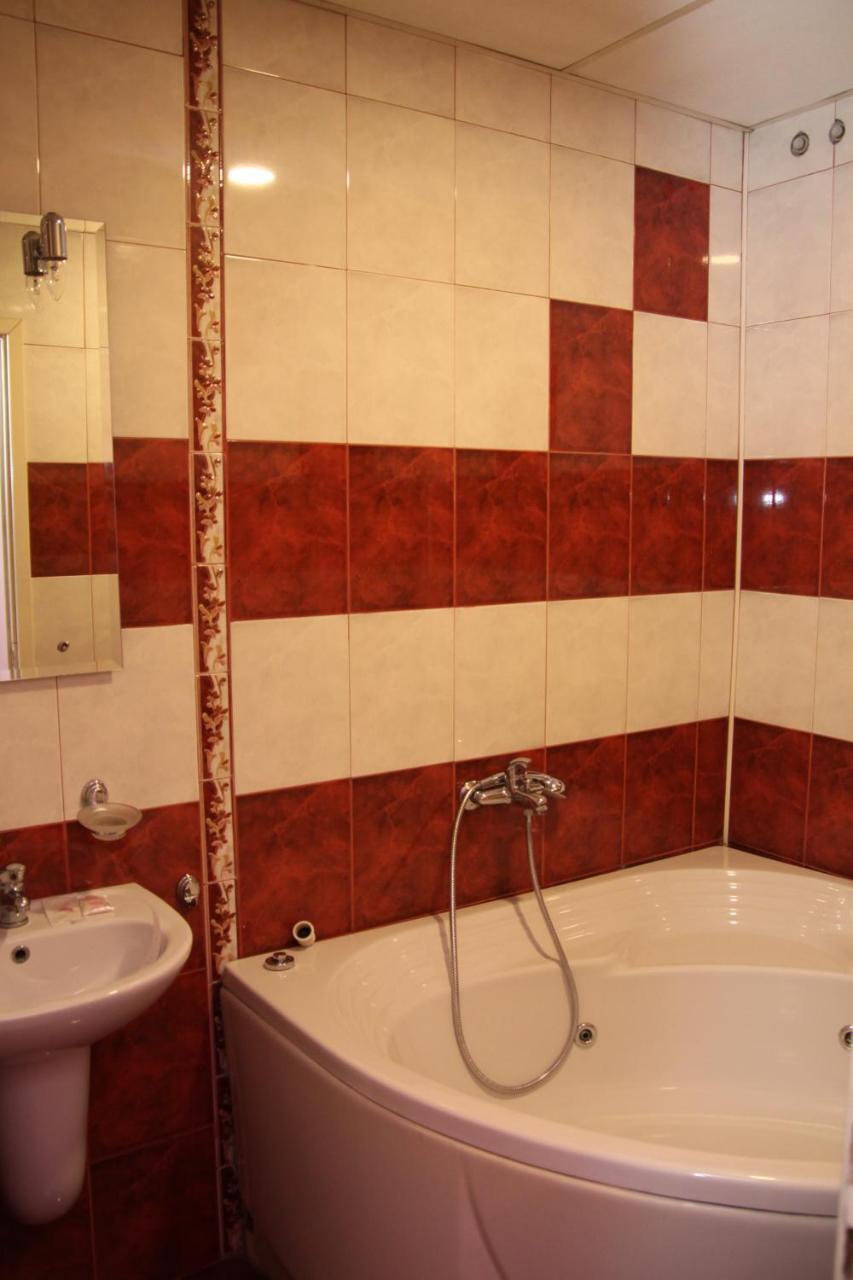 Hotel Color Asenovgrad Extérieur photo